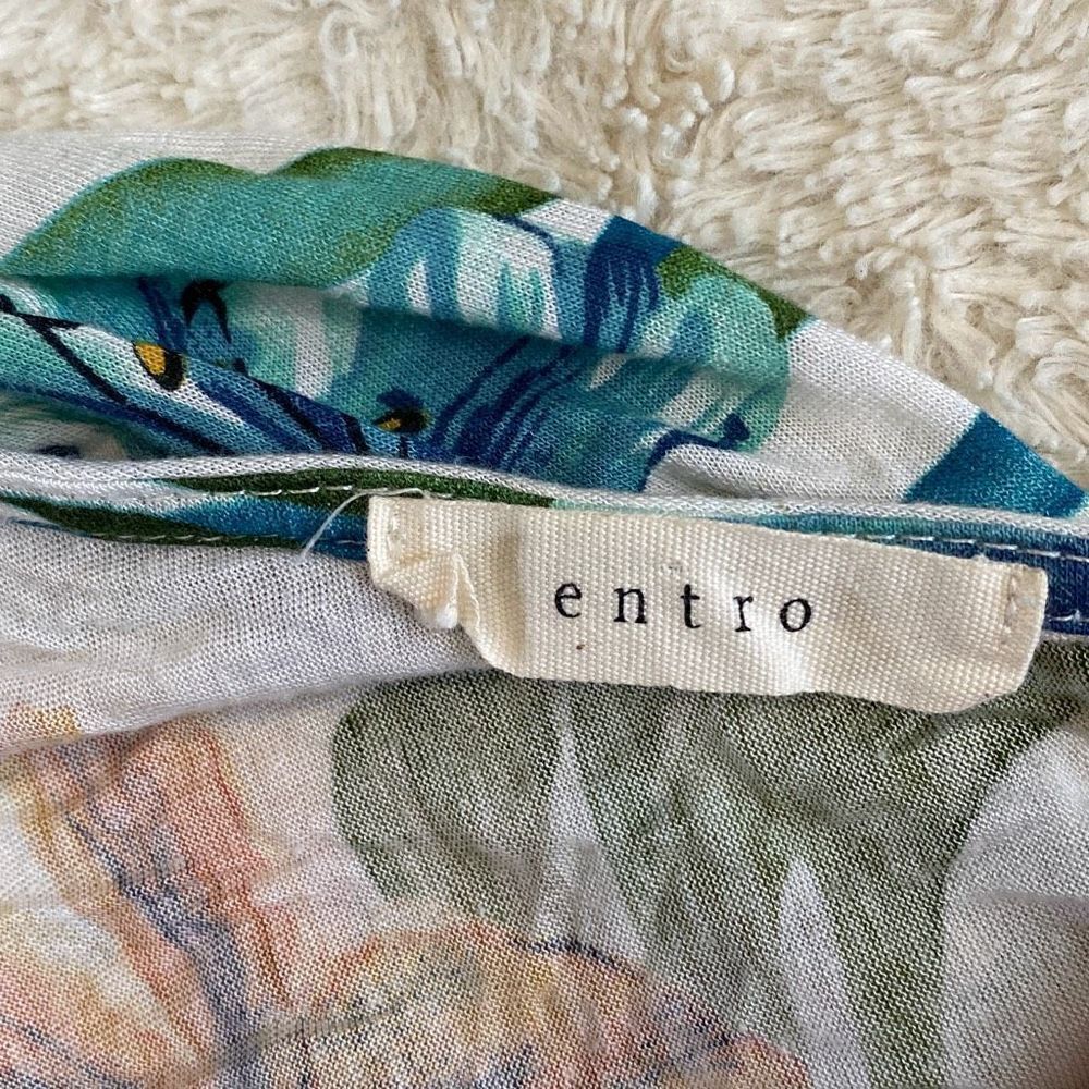 Entro Blouse - Picture 4 of 8